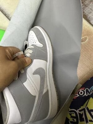 0_hdsavephotos-16 Jordan Air Jordan 1 mid "grey sail" trendy non-slip wear-resistant lightweight mid-top retro basketball shoes for women gray and white