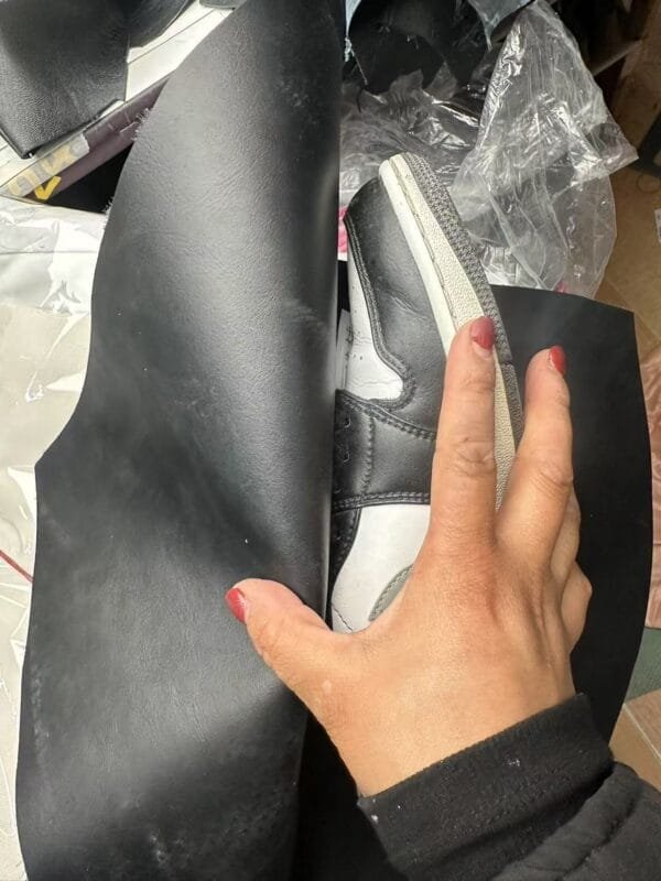 0_hdsavephotos-40 046Jordan Air Jordan 1 low "shadow" synthetic leather shadow trendy retro exquisite details shock absorption non-slip wear-resistant low-top retro basketball shoes unisex black and white gray