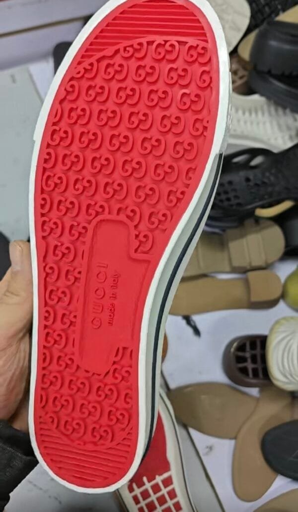 screenshot-20 Gucci004