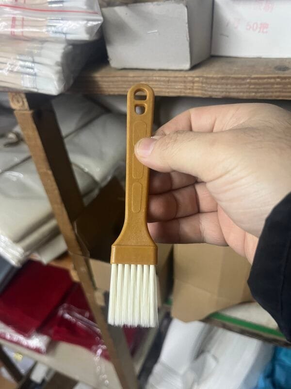 img_8131 Plastic Glue Brush