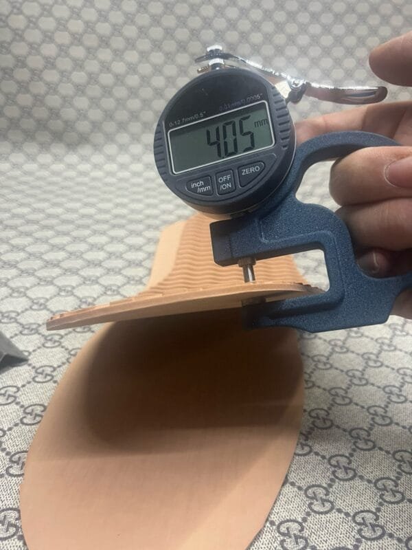 Wave pattern outsole (multi-color)