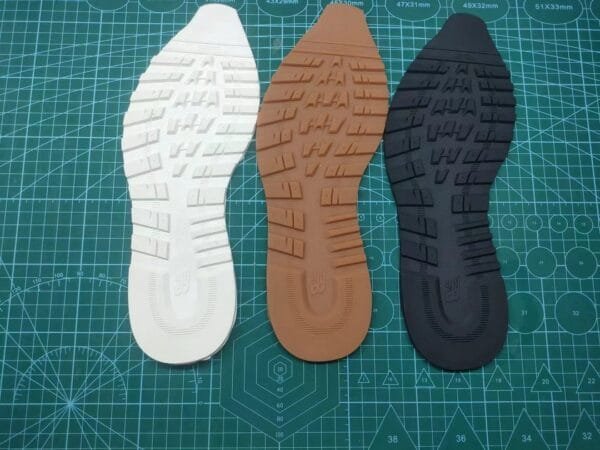 #929 New Balance film