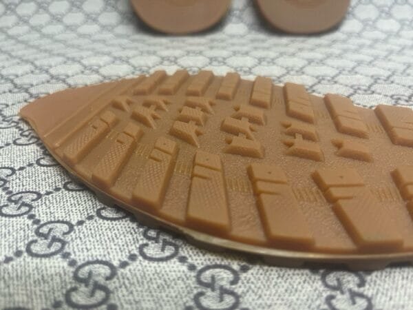 #929 New Balance film