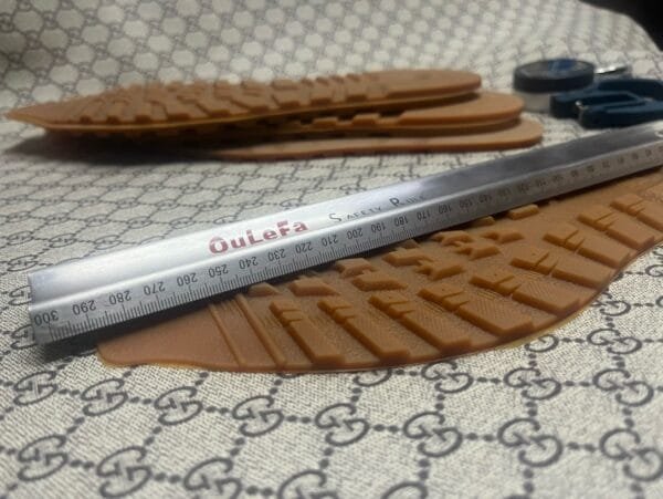 #929 New Balance film