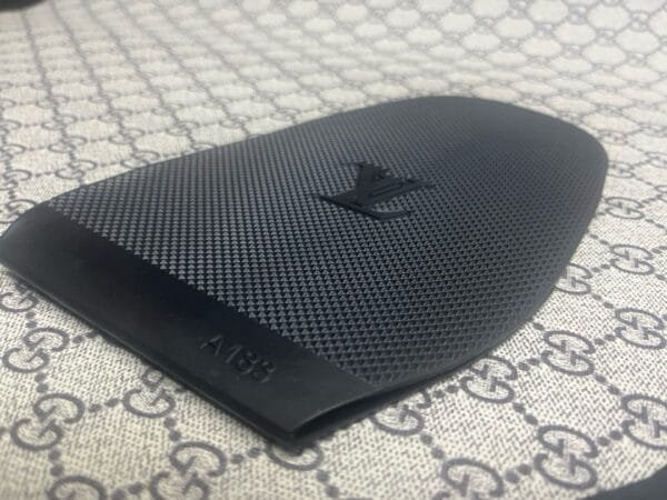 #A183 Forefoot
Forefoot thickness 2.3mm Length 180mm Width 120mm
Heel (1) thickness 6.2mm Length 95mm Width 85mm
Heel (2) thickness 4.0mm Length 95mm Width 85mm