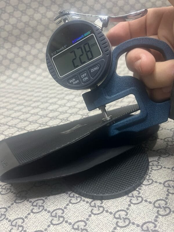 #A183 Forefoot
Forefoot thickness 2.3mm Length 180mm Width 120mm
Heel (1) thickness 6.2mm Length 95mm Width 85mm
Heel (2) thickness 4.0mm Length 95mm Width 85mm