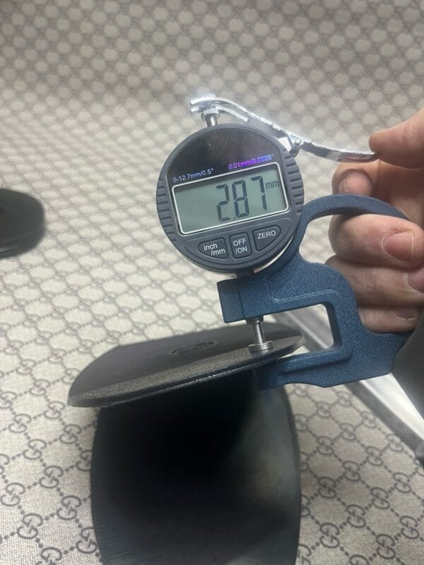 #B001 Topy Extra Large
Forefoot: 2.8mm thick, 190mm long, 140mm wide
Backfoot: 8mm thick, 105mm long, 98mm wide