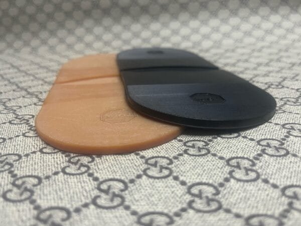 TOPY fabric back sole
Thickness 4.3mm
Length 95mm Width 85mm