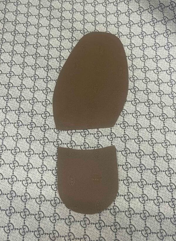 Carnegie ultra-thin forefoot and heel
Forefoot thickness 1.3mm, length 180m, width 120mm
Heel thickness 3.2mm, length 95mm, width 85mm