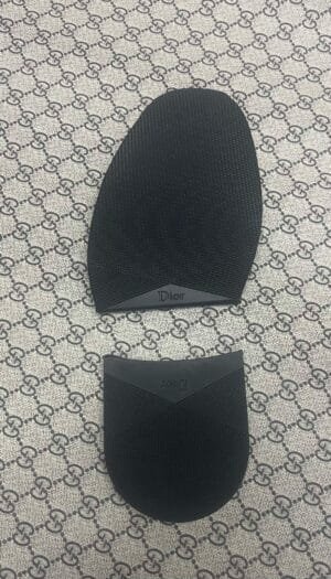 img_9076 #Forefoot and backfoot
Forefoot: 2.2mm thick, 170mm long, 115mm wide
Heel: 4.5mm thick, 100mm long, 90mm wide